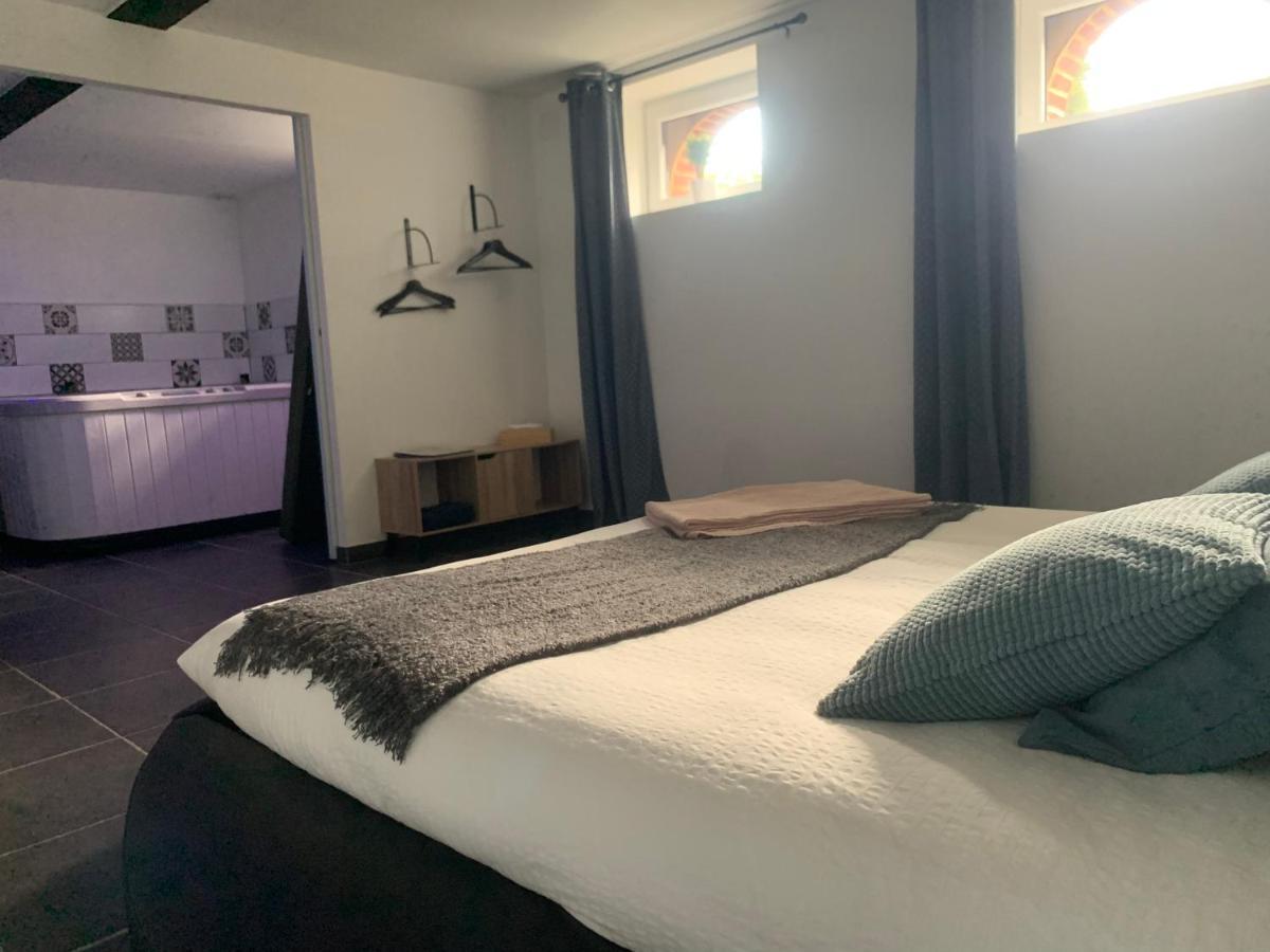 Aux Fines Bulles Gite Et Chambres D Hotes Neuve-Maison 外观 照片