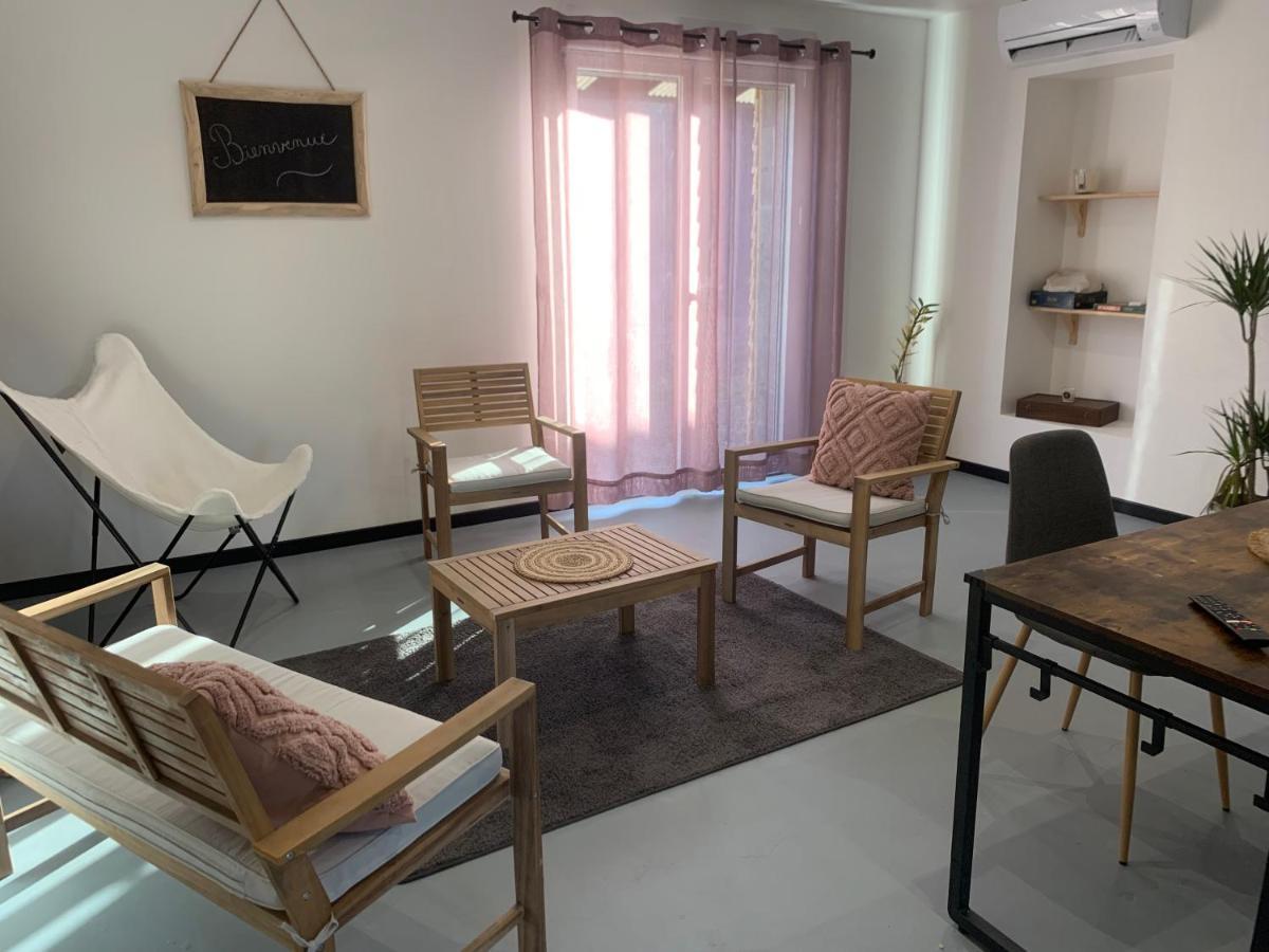 Aux Fines Bulles Gite Et Chambres D Hotes Neuve-Maison 外观 照片